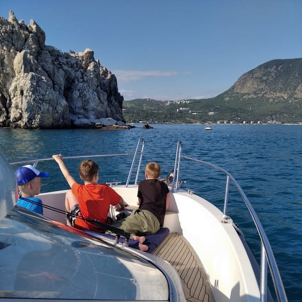 Морские прогулки в Ялте
